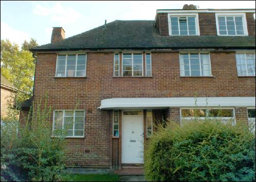 42  Vivian Way